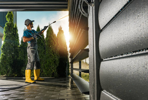 Why Choose Our Certified Pressure Washing Experts for Your Project Needs in Canal Fulton, OH?